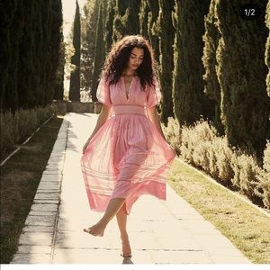 Doen Violet Dress in Carnation M